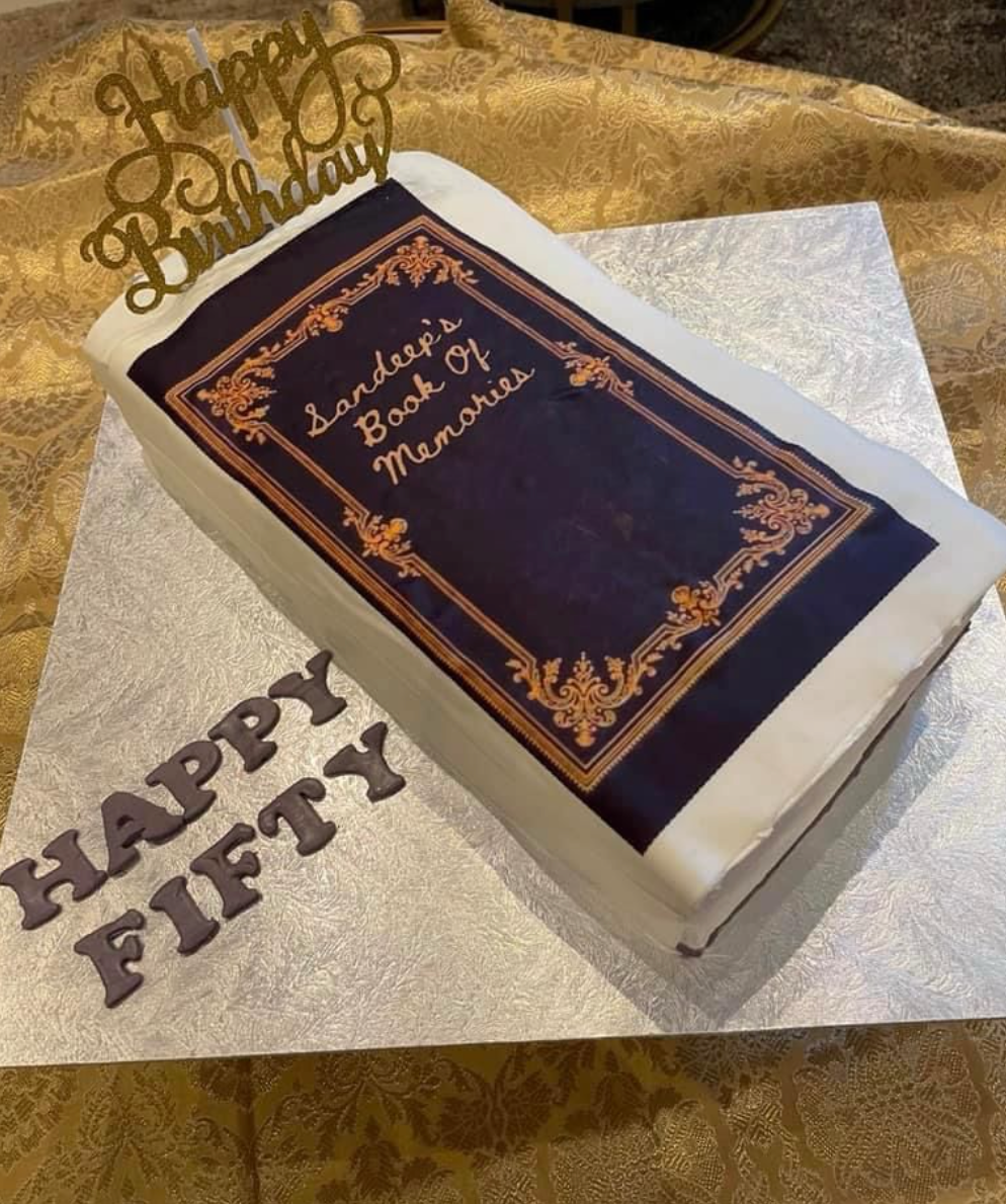 Book Cake